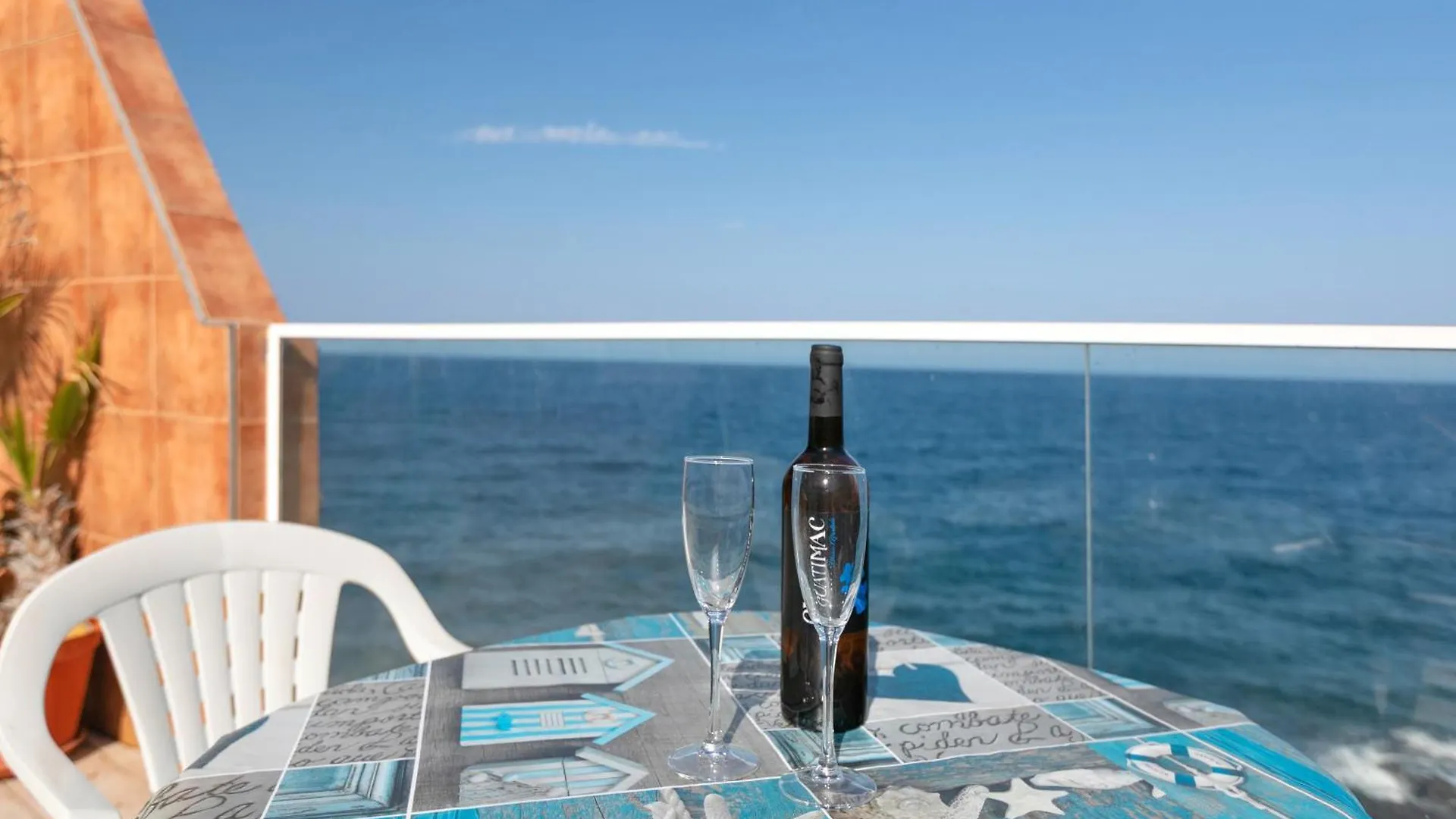 בית נופש הוילה Pájara Seaside House With Heated Pool